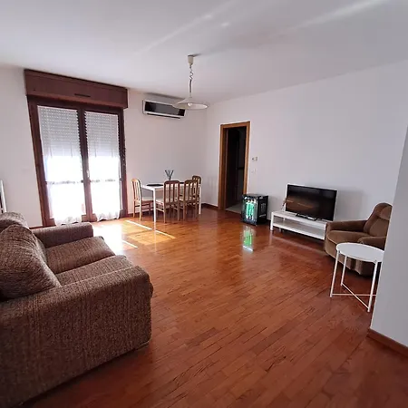 Fast Hospitality 이몰라
